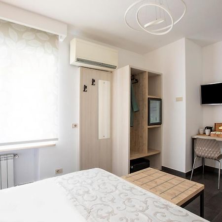 La Riviere Guesthouse Trastevere 罗马 外观 照片